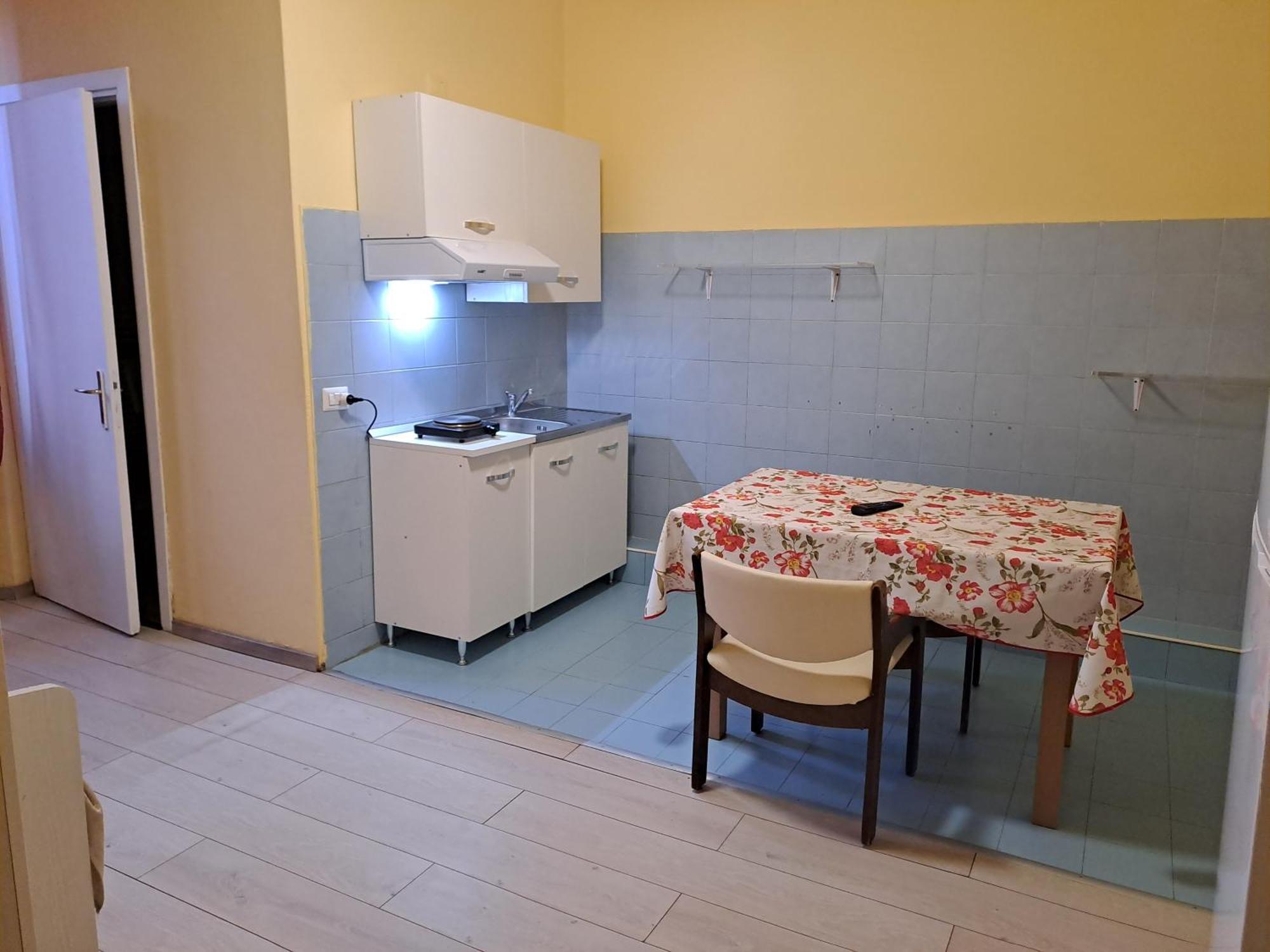 Giappone Inn Flat Livorno Luaran gambar