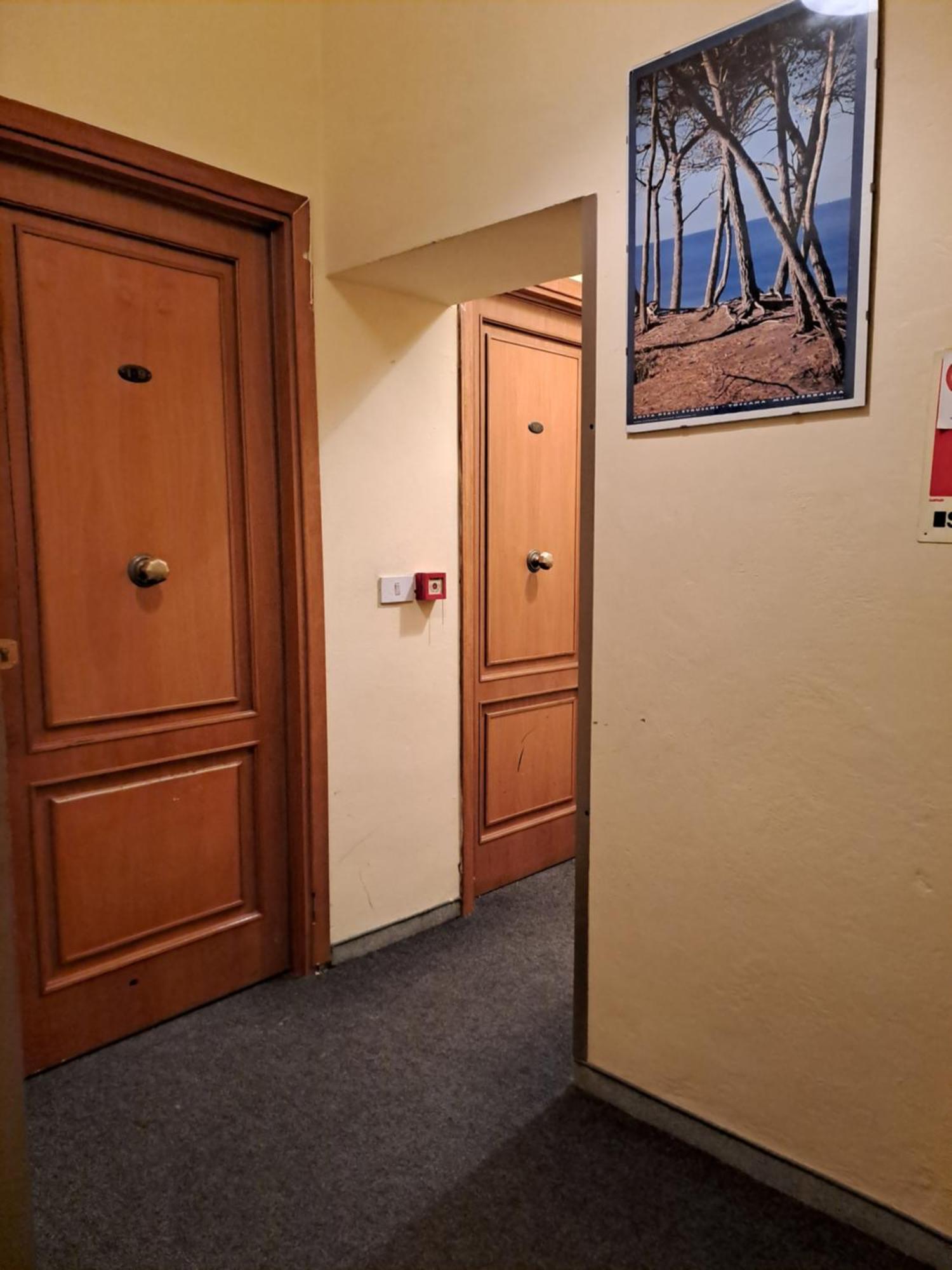 Giappone Inn Flat Livorno Luaran gambar